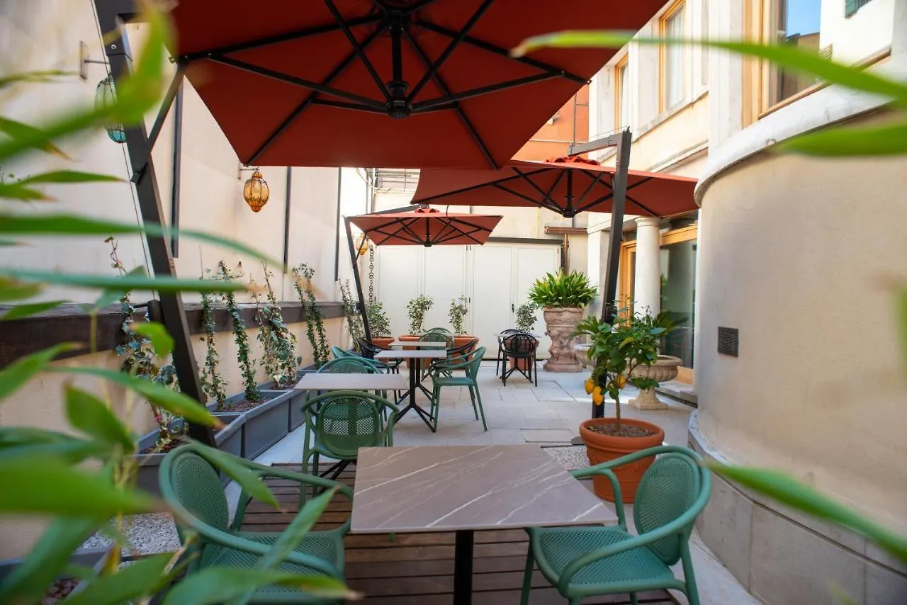 Palazzina Fortuny Venetië Bed & Breakfast