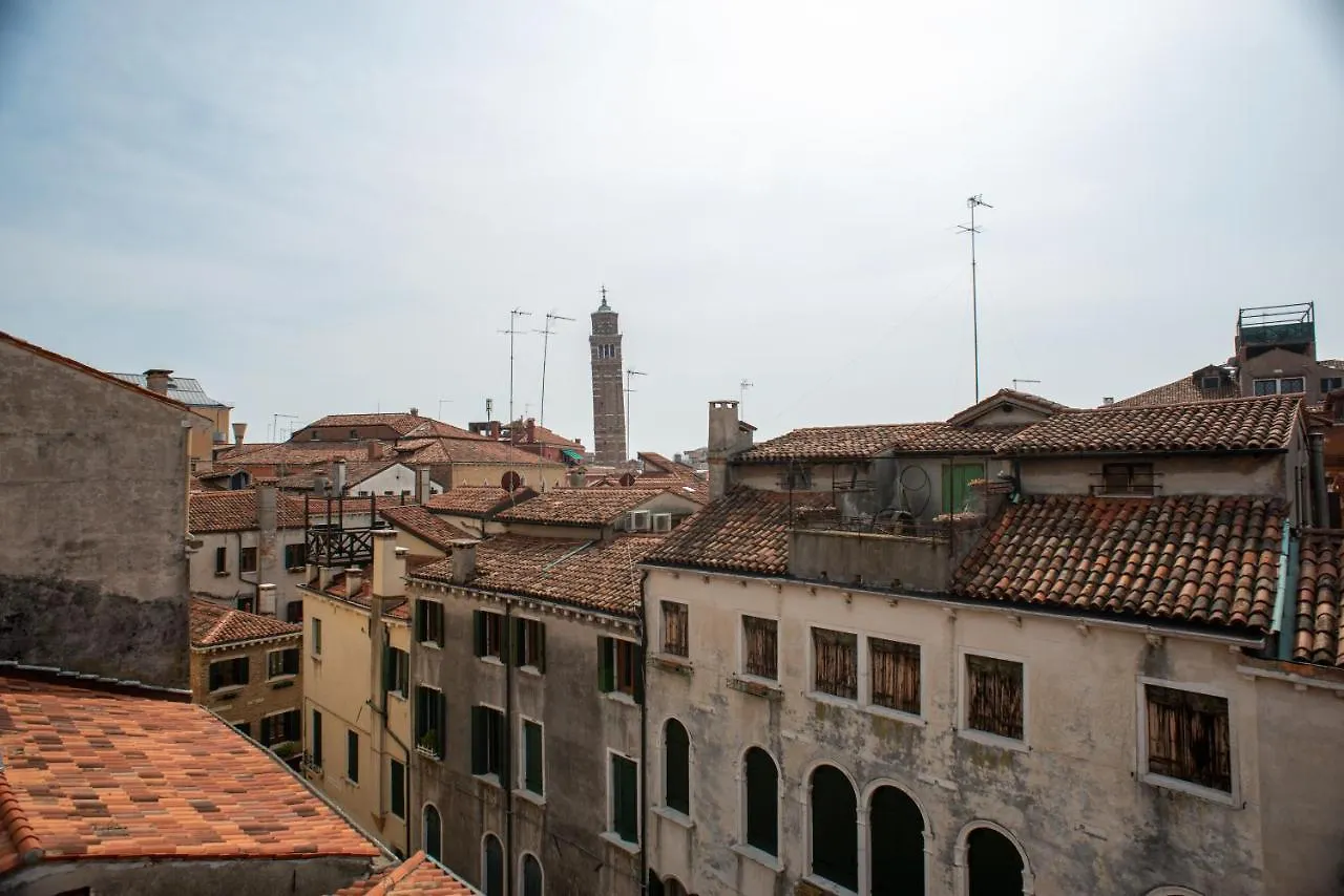 Palazzina Fortuny Venice 3*,